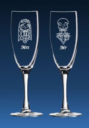 Dia de los muertos design on flutes