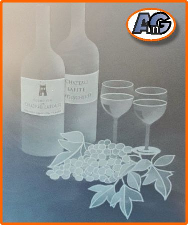 Satin etched glass with etched design